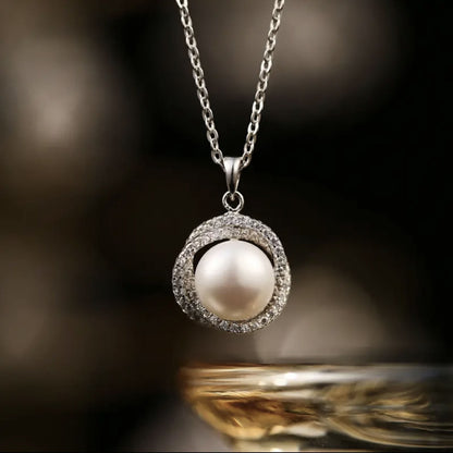 "To My Grandma" Pearl Necklace – A Thoughtful Gift for Grandmothers: Perfect for Christmas, Birthdays, and Special Occasions