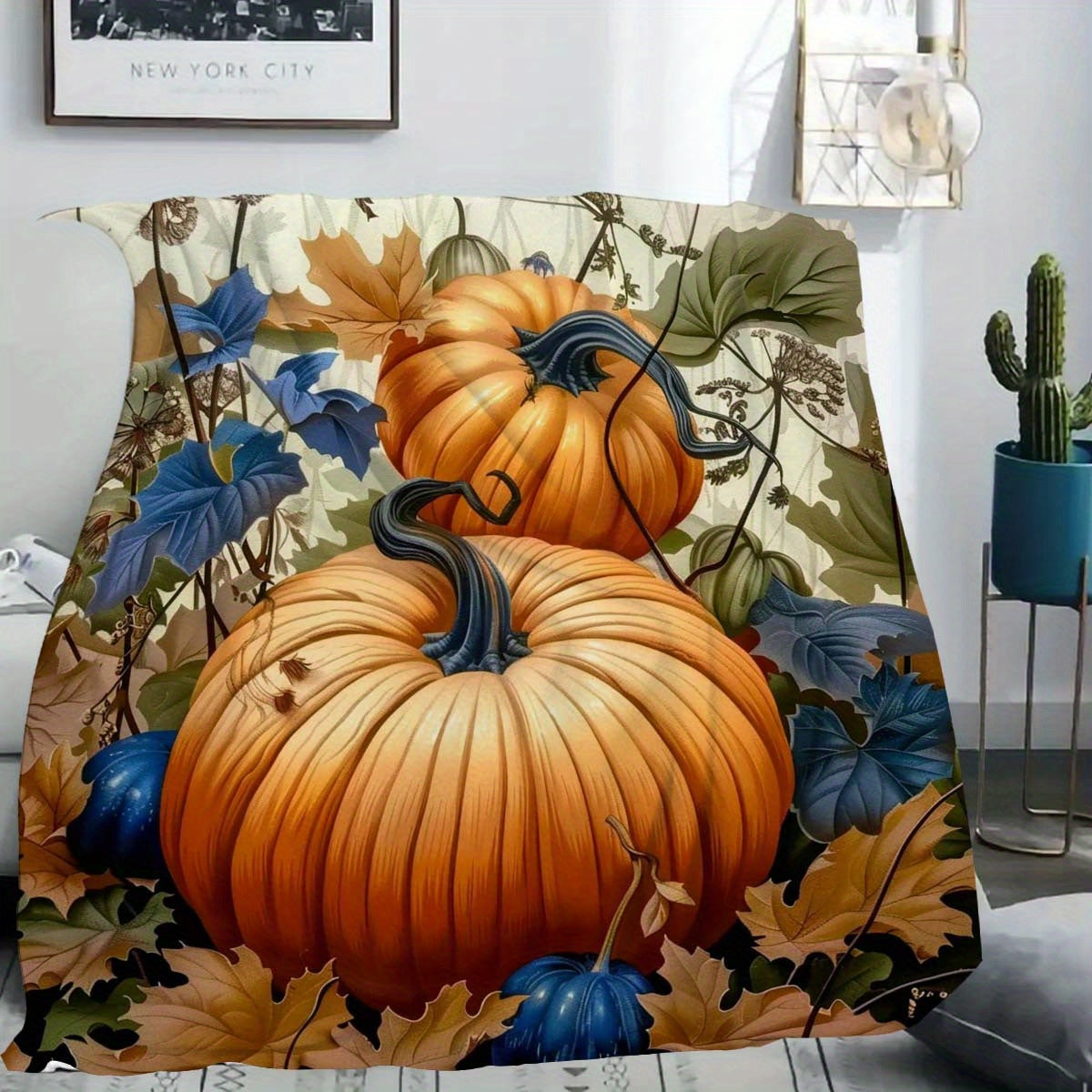 Festive Autumn Pumpkin Fleece Throw Blanket – Soft, Cozy, and Machine Washable for Home & Travel