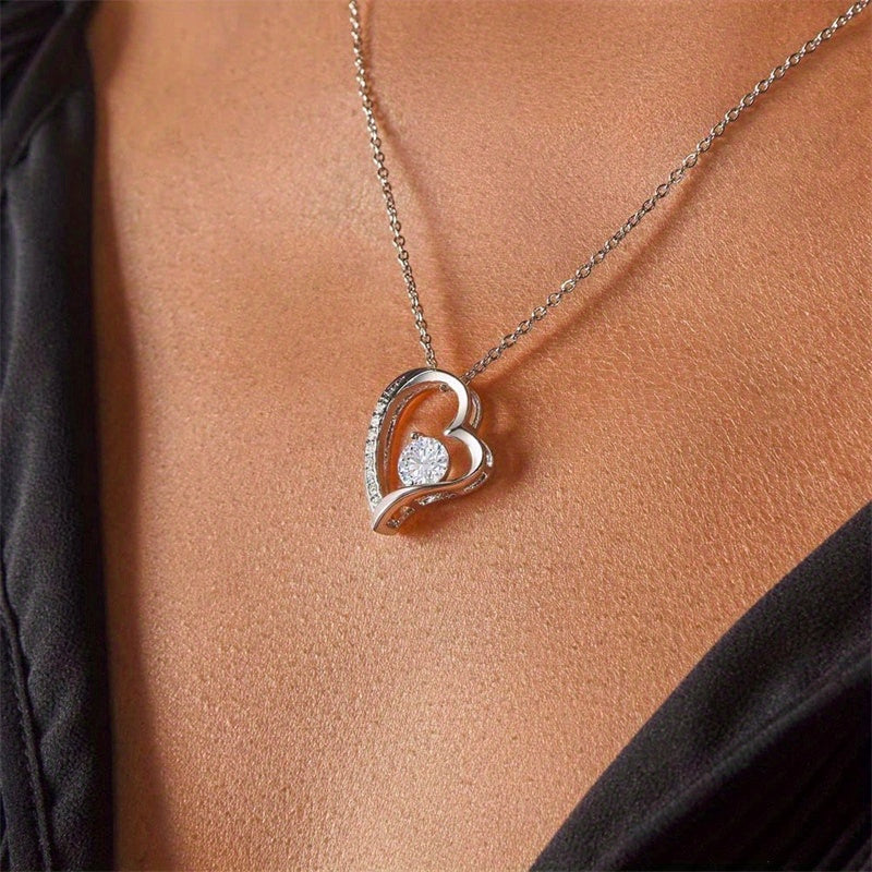 Heart-Shaped Necklace Gift Box for Sisters - Sentimental Jewelry with Message Card, Perfect for Birthdays & Special Occasions