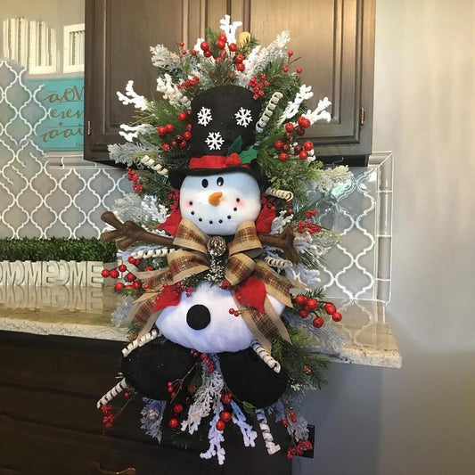 Charming Snowman Swag Christmas Wreath - Perfect for Front Door, Home, and Farmhouse Holiday Décor