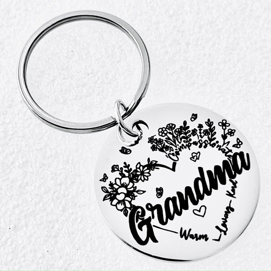 Chic Grandma-Inspired Stainless Steel Keychain – Thoughtful Car Key Accessory and Perfect Gift for Grandmothers