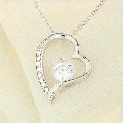 Elegant Heart-Shaped Pendant Necklace: A Timeless Gift for Your Daughter