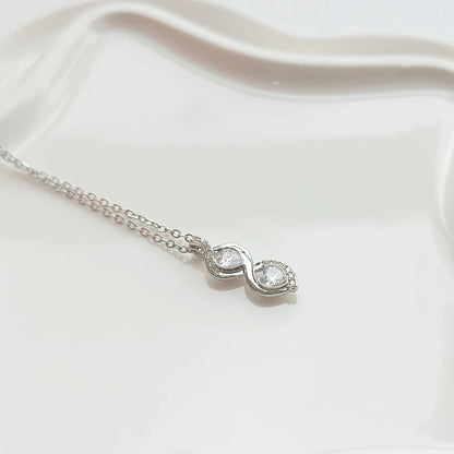 Mother-Daughter Interlocking Infinite Double Heart Necklace: A Symbol of Endless Love with Cubic Zirconia and Gift Packaging