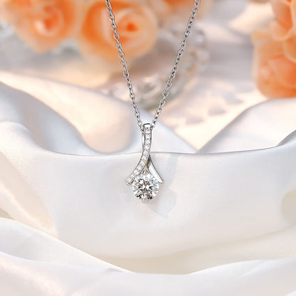 To my Beautiful Mom from Daughter: Elegant & Sexy Style Necklace With Cubic zirconia Pendant, Elegant Style Neck Decor Jewelry, Wedding Day Gifts For Mom With Blessing Card,