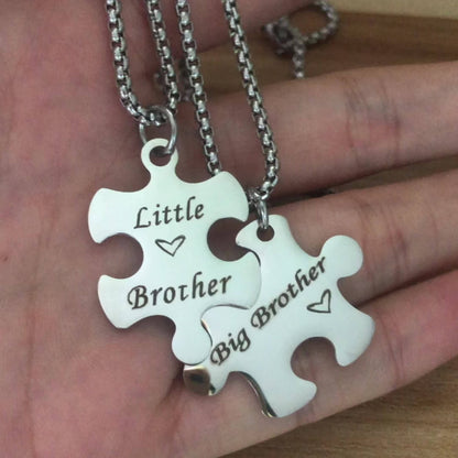 Brother & Sister Puzzle Necklace Set - Creative Sibling Gift with Bag Charm, Perfect for Christmas, Birthdays, and Special Occasions